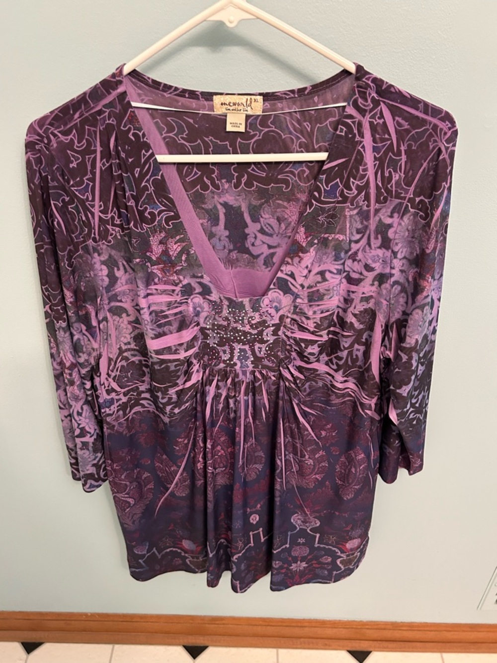 Mossimo Supply Co. Purple Pink Floral V-Neck Tunic Top